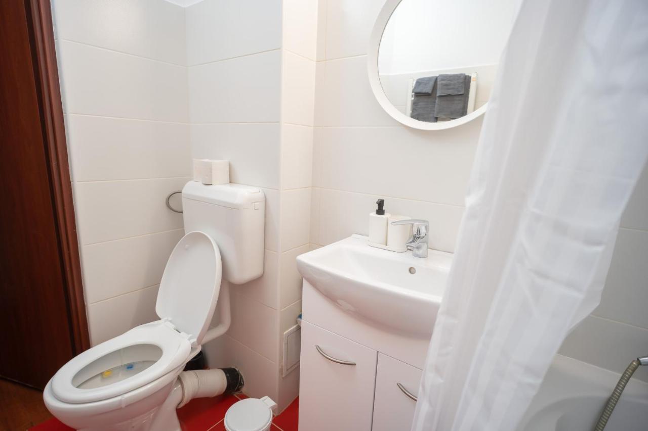 Spacious 2Br Dristor Apartment Bukarest Exterior foto