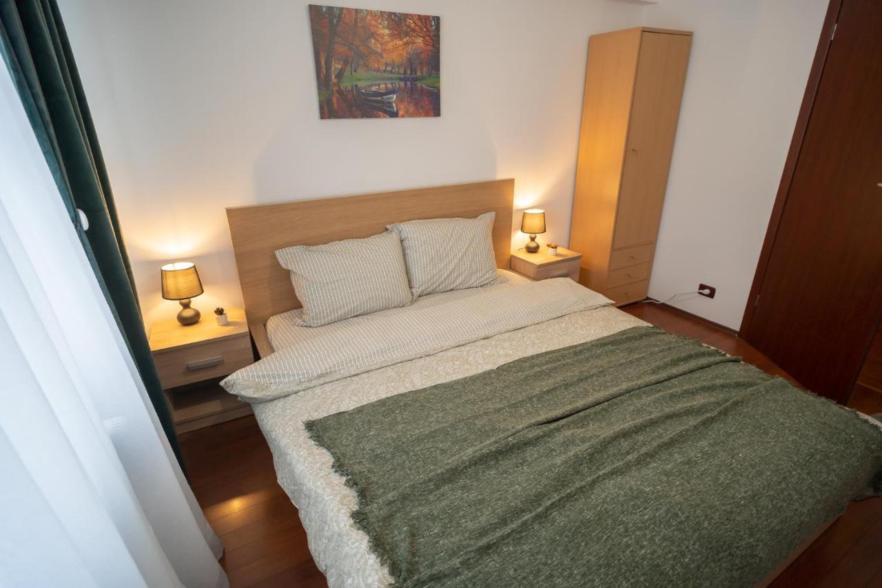 Spacious 2Br Dristor Apartment Bukarest Exterior foto
